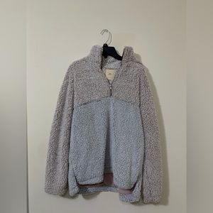 Women’s Two-Tone Fleece Pullover